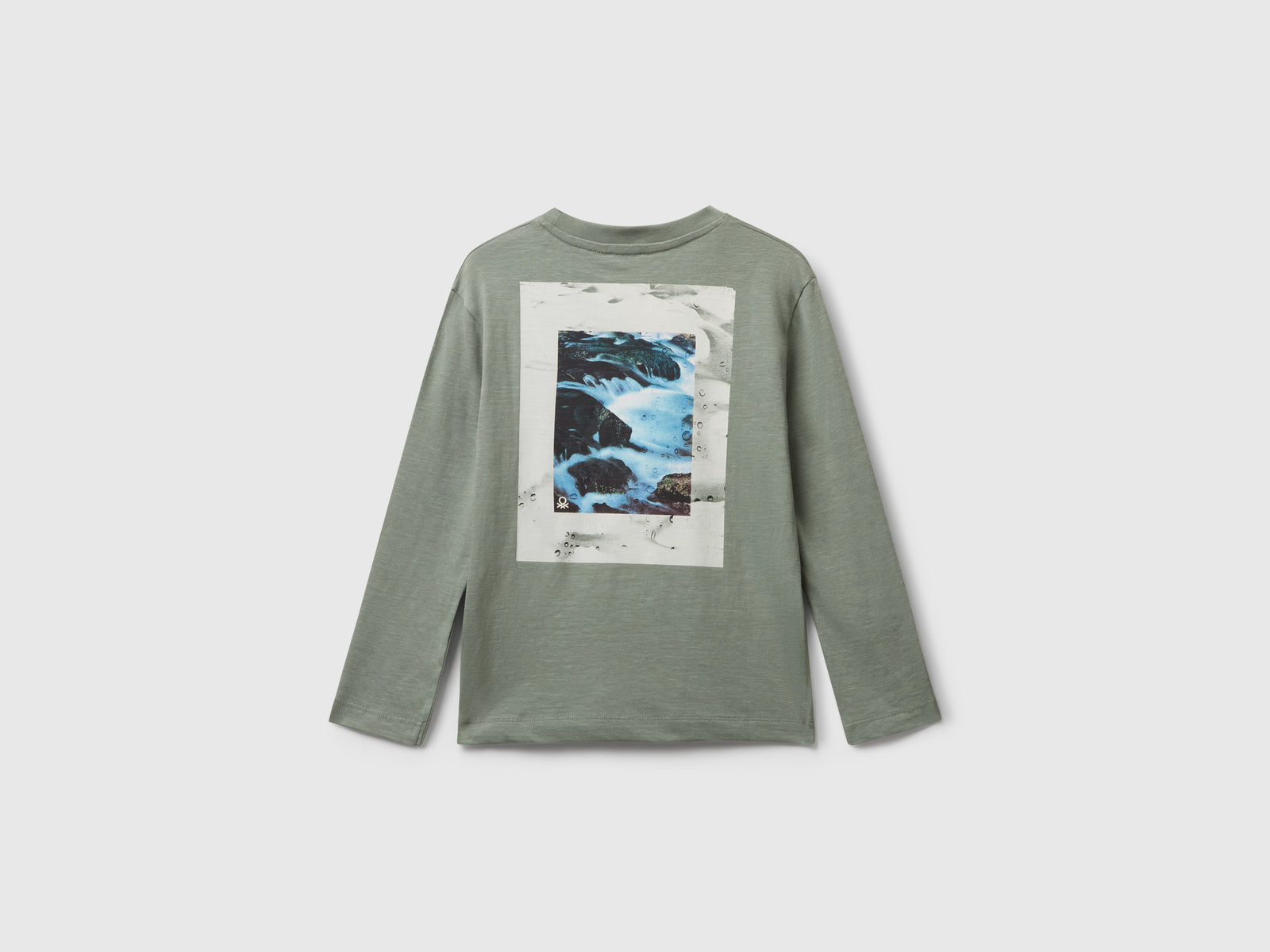 Maglietta con stampa davanti e dietro da bambino verde militare 2 | Benetton Outlet