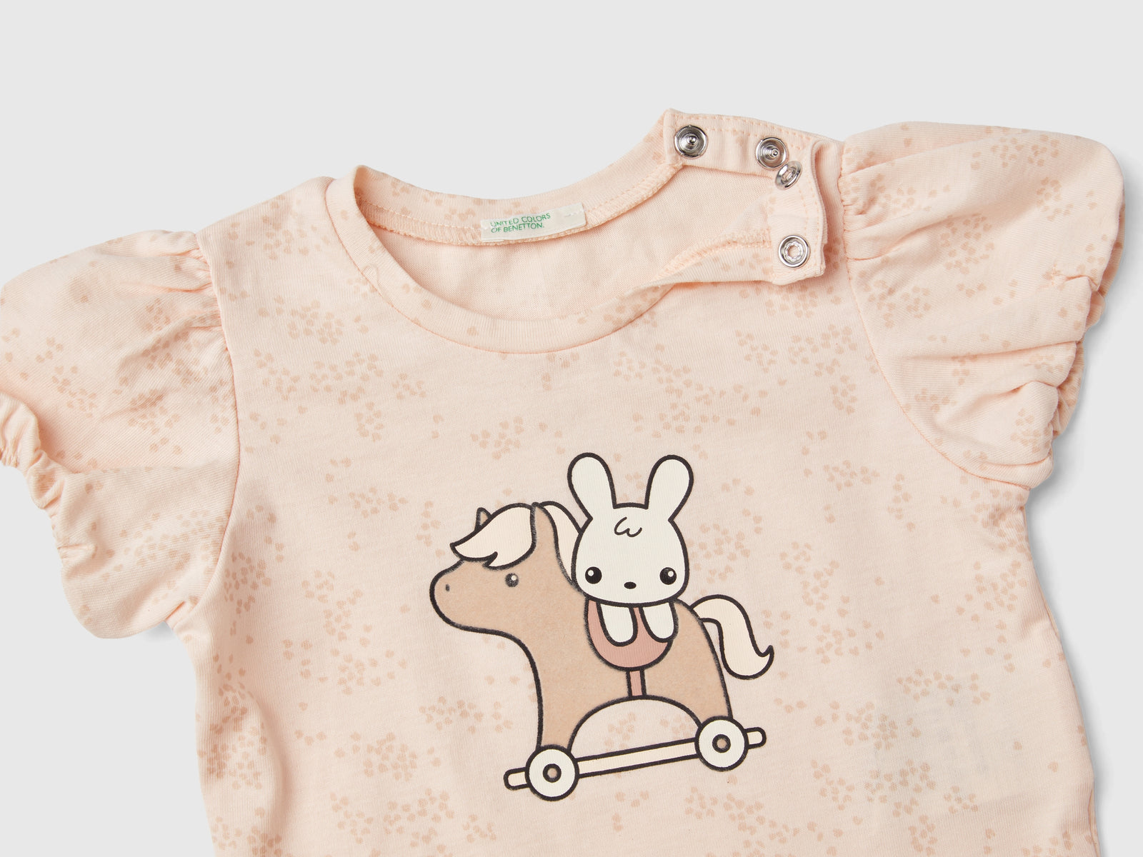 T-shirt con stampa coniglietto da neonato pesca 2 | Benetton Outlet