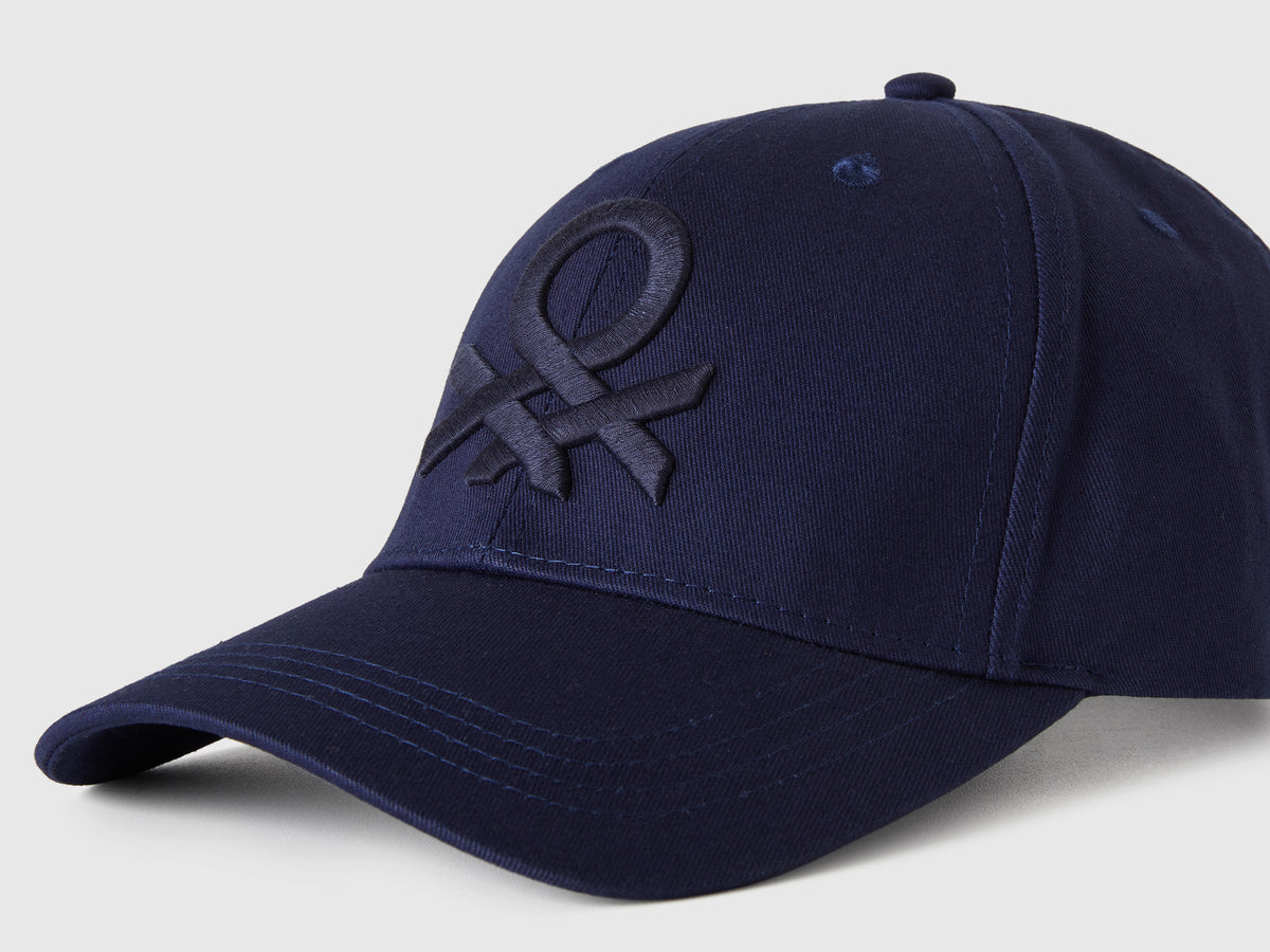 Cappello baseball con logo ricamato