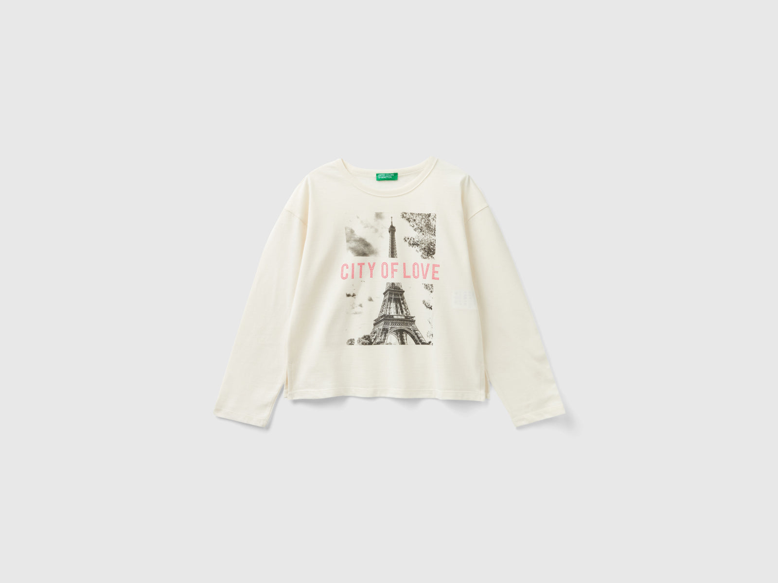 Maglietta con stampa e borchiette da bambina bianco panna | Benetton Outlet